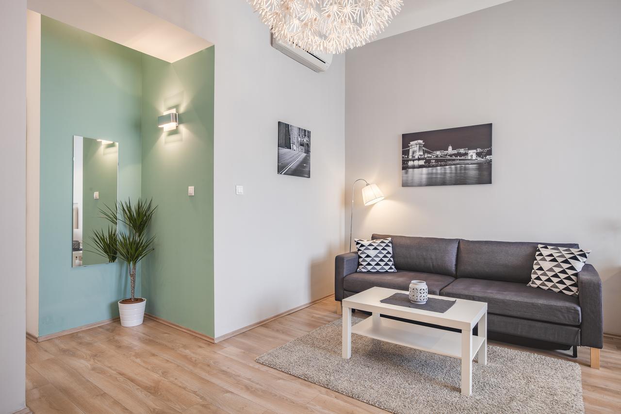 Synagogue Apartment Dohany Boedapest Buitenkant foto